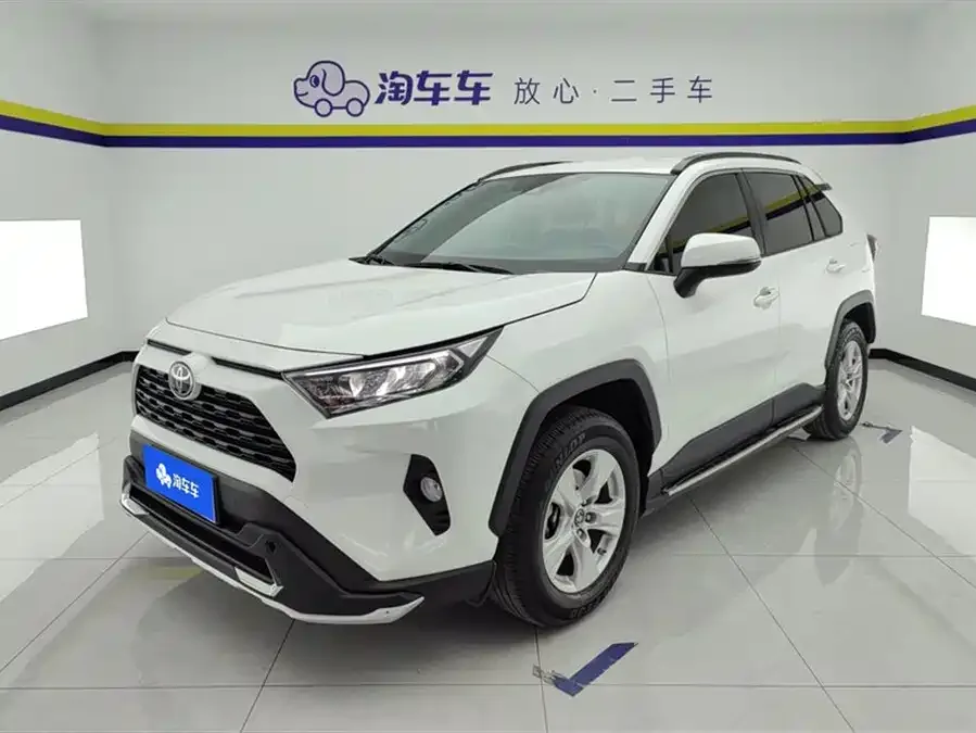 Toyota RAV4 RAV4 Rongfang 2022 2.0L CVT 2WD Urban Edition 2022 — фото 1, купить с доставкой в Москву