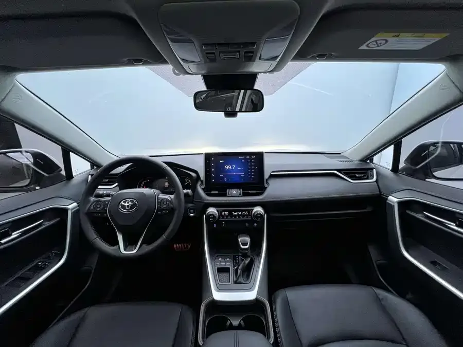 Toyota RAV4 RAV4 Rongfang 2022 2.0L CVT 2WD Fashion PLUS Edition 2022 — миниатюра 3