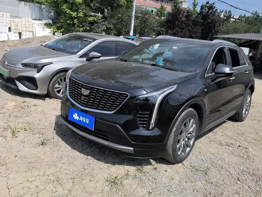 Cadillac XT4 2022 28T two-wheel drive luxury model 2022 — фото 1, купить с доставкой в Москву