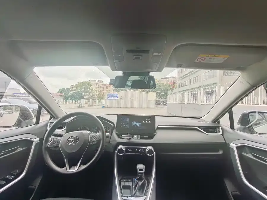 Toyota RAV4 RAV4 Rongfang 2024 2.0L CVT 2WD Urban Edition 2025 — миниатюра 4