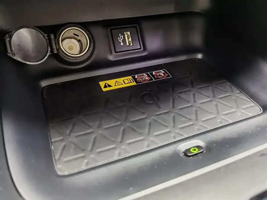 Toyota RAV4 RAV4 Rongfang 2023 2.0L CVT 2WD Fashion PLUS Edition 2024 — миниатюра 4