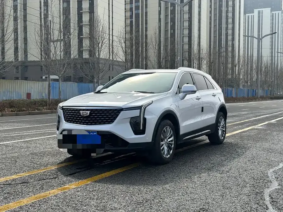 Cadillac XT4 2025