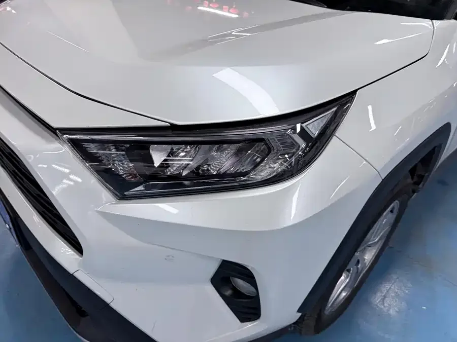 Toyota RAV4 RAV4 Rongfang 2022 2.0L CVT 2WD Fashion Edition 2022 — миниатюра 2