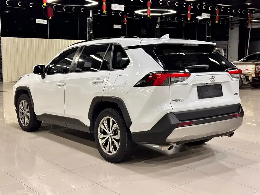 Toyota RAV4 RAV4 Rongfang 2023 2.0L CVT 2WD Fashion PLUS Edition 2024 — миниатюра 3