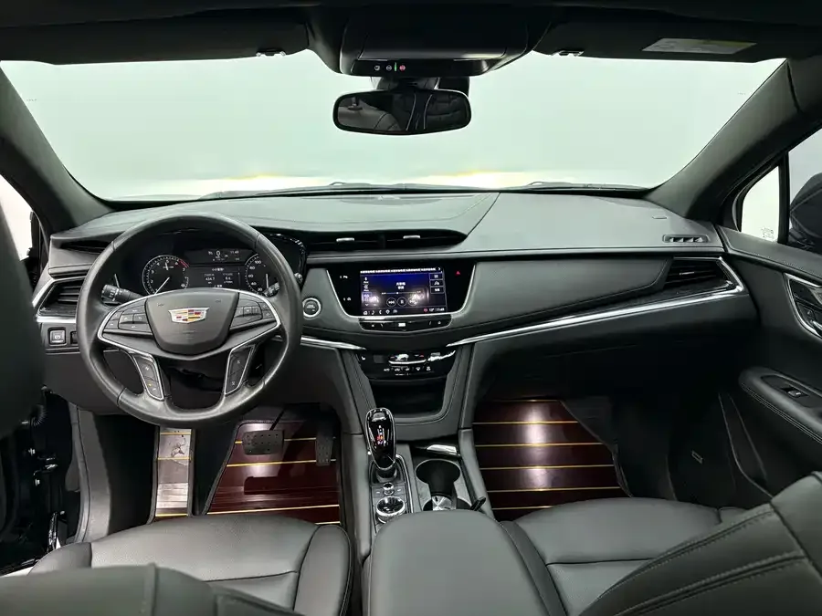 Cadillac XT5 2022 2.0T two-wheel drive luxury model 2022 — миниатюра 3