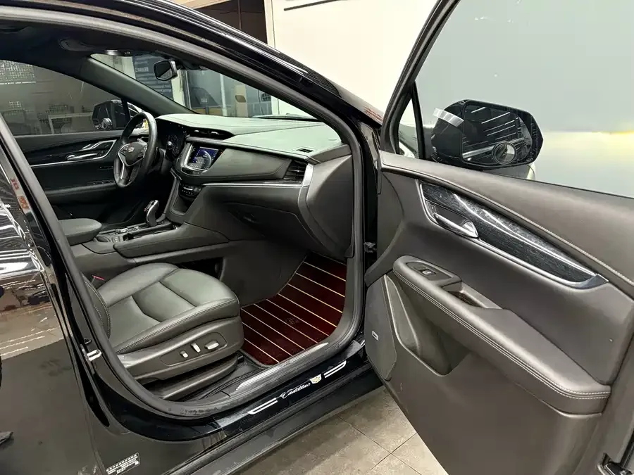 Cadillac XT5 2022 2.0T two-wheel drive luxury model 2022 — миниатюра 4