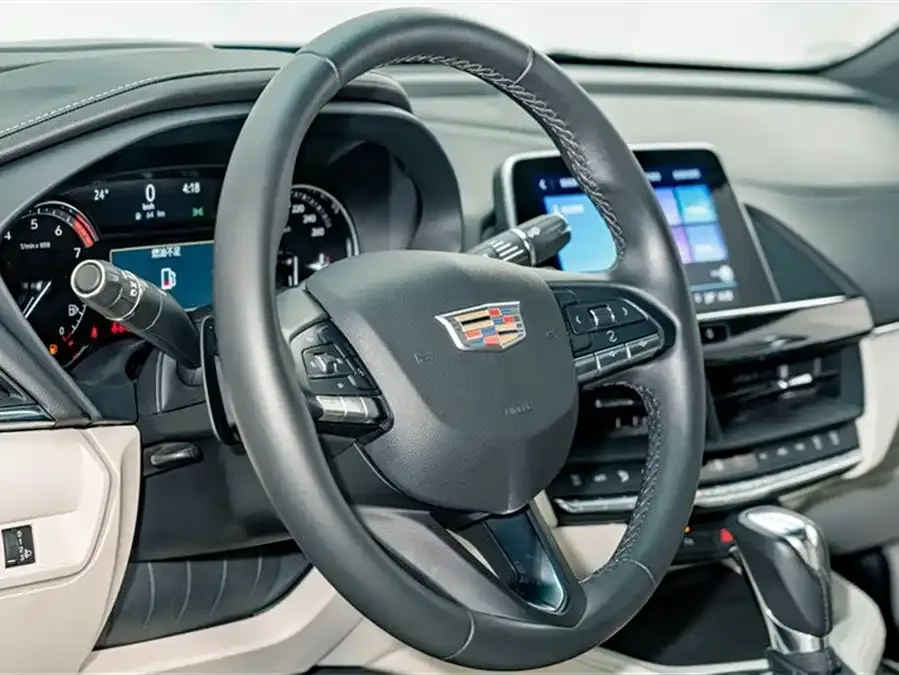 Cadillac CT4 2023 25T Fashion Edition 2023 — миниатюра 3
