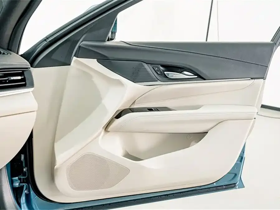 Cadillac CT4 2023 25T Fashion Edition 2023 — миниатюра 4