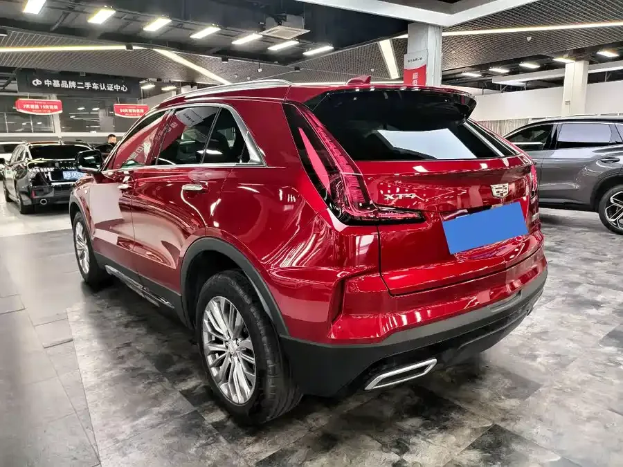 Cadillac XT4 2024 28T 4WD Luxury Edition 2024 — миниатюра 5