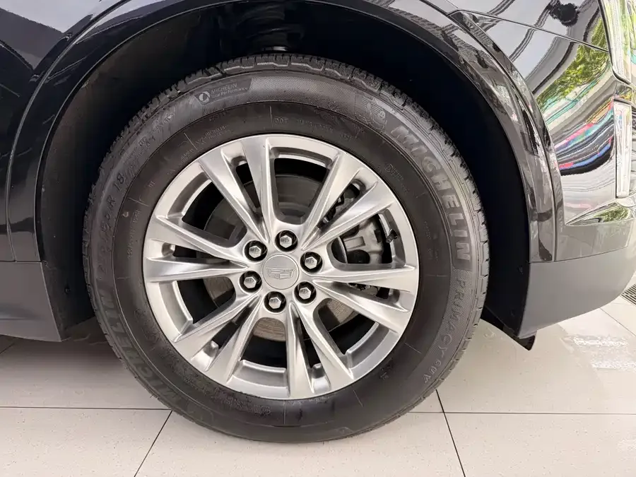 Cadillac XT5 2022 2.0T two-wheel drive luxury model 2022 — миниатюра 4