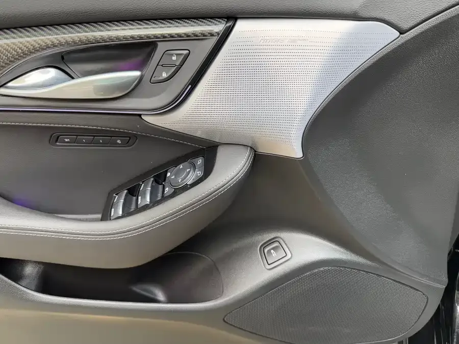 Cadillac CT5 2023 28T Premium Edition 2023 — миниатюра 4