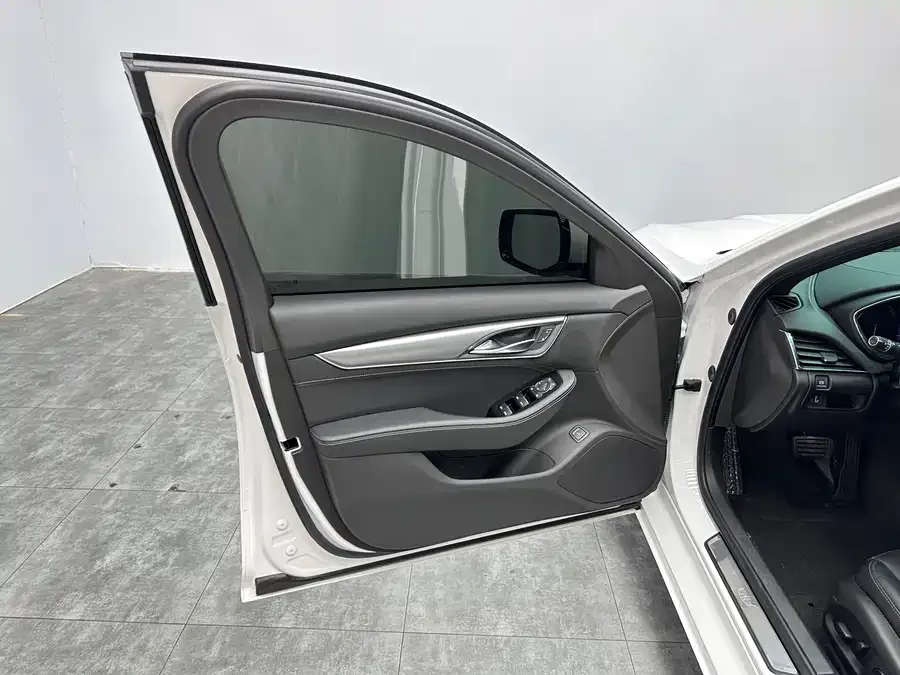 Cadillac CT5 2022 28T Luxury Edition 2023 — миниатюра 4