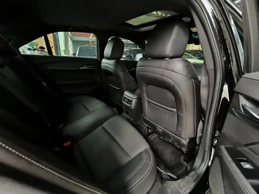 Cadillac CT4 2023 28T Premium Model 2024 — миниатюра 5
