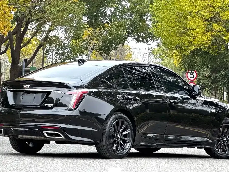 Cadillac CT5 2023 28T Premium Edition 2023 — миниатюра 3