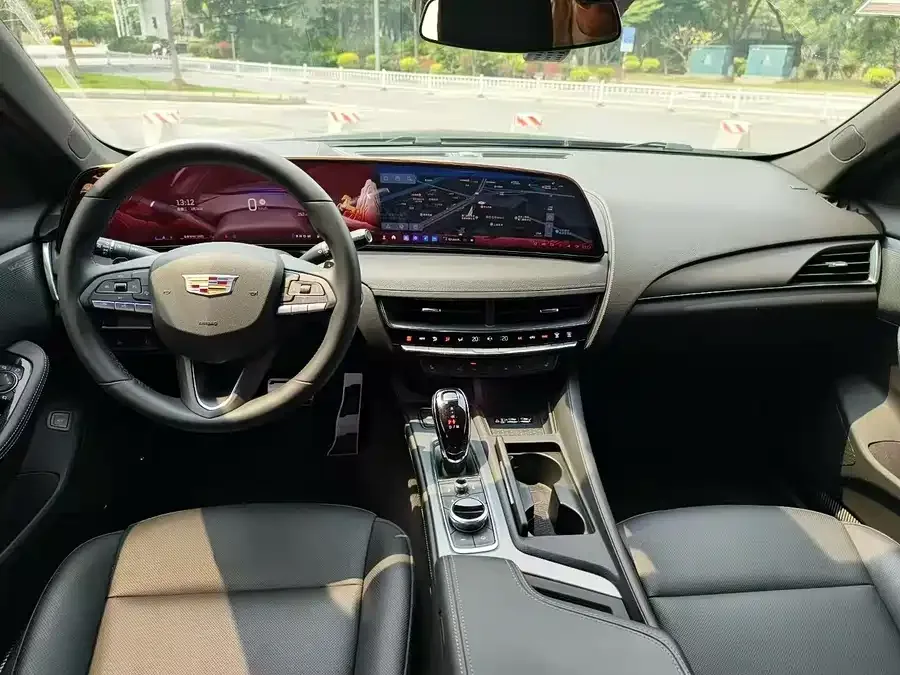 Cadillac CT5 2025 28T City Sports Edition 2025 — миниатюра 2