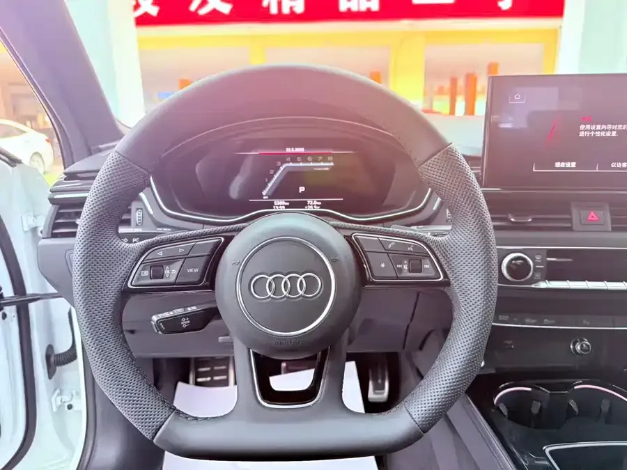 Audi a4 l 2025 2 million units Enjoyable Edition 40 TFSI Luxury Dynamic Edition 2025 — миниатюра 3