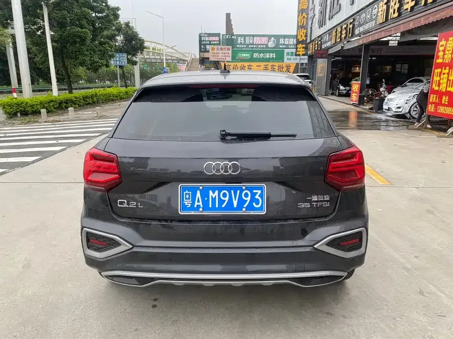 Audi Q2L 2022 35 TFSI Fashionable and Elegant 2022 — миниатюра 3