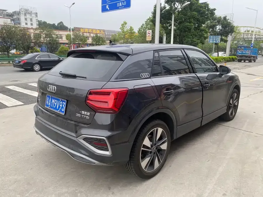 Audi Q2L 2022 35 TFSI Fashionable and Elegant 2022 — миниатюра 5