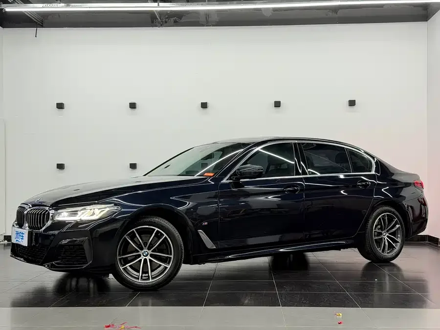 BMW 5 Series 2023