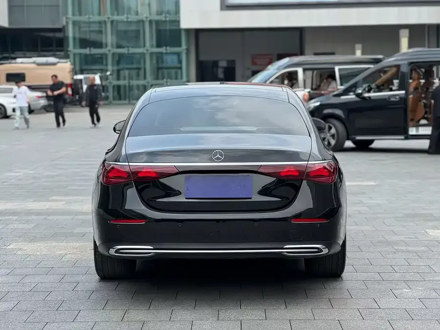 Mercedes-Benz E-Class Mercedes-Benz E-Class 2024 E 300 L Fashion Edition 2024 — миниатюра 5