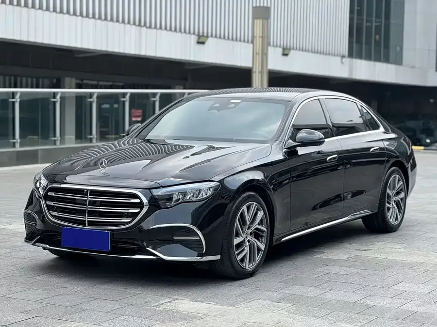 Mercedes-Benz E-Class 2024