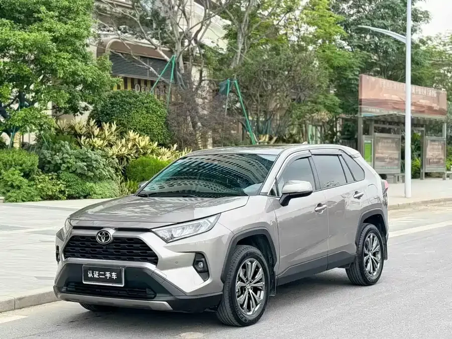Toyota RAV4 RAV4 Rongfang 2023 2.0L CVT 2WD Fashion Edition 2024 — фото 1, купить с доставкой в Москву