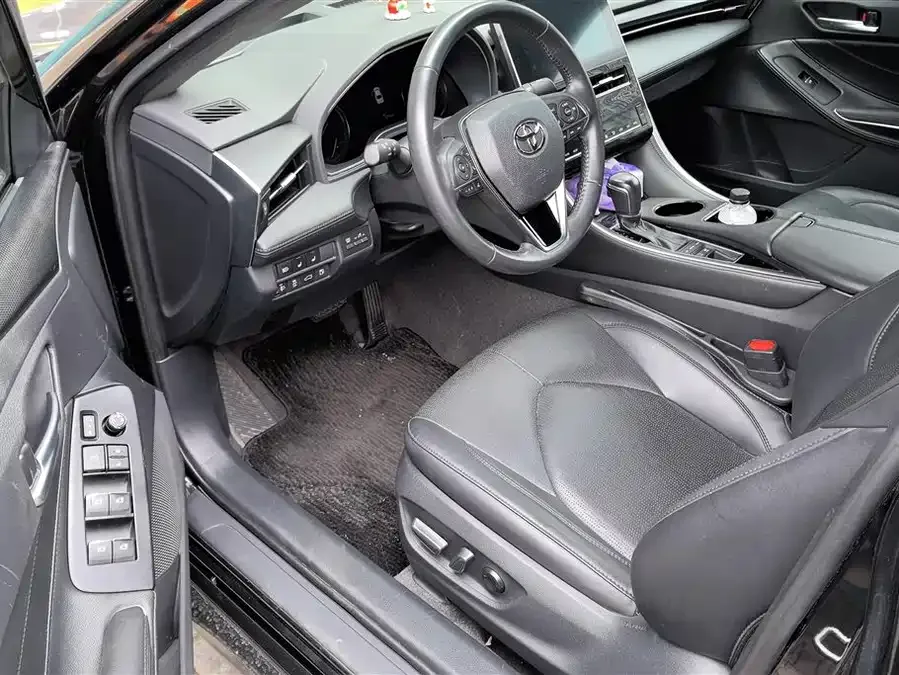 Toyota Avalon 2023 Avalon Hybrid 2.5L Luxury Edition 2024 — миниатюра 3