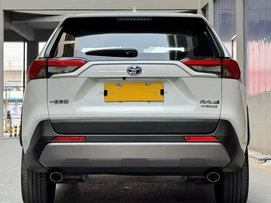 Toyota RAV4 RAV4 Rongfang 2022 Dual Engine 2.5L E-CVT Two-Wheel Drive Elite Edition 2023 — миниатюра 2