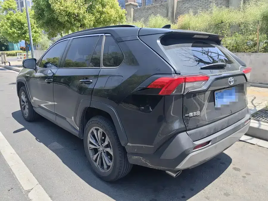 Toyota RAV4 RAV4 Rongfang 2023 Dual Engine 2.5L E-CVT 2WD Elite Plus Edition 2024 — миниатюра 5