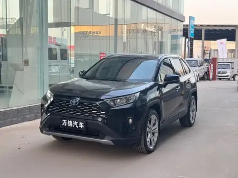 Toyota RAV4 2023 buy in Moscow