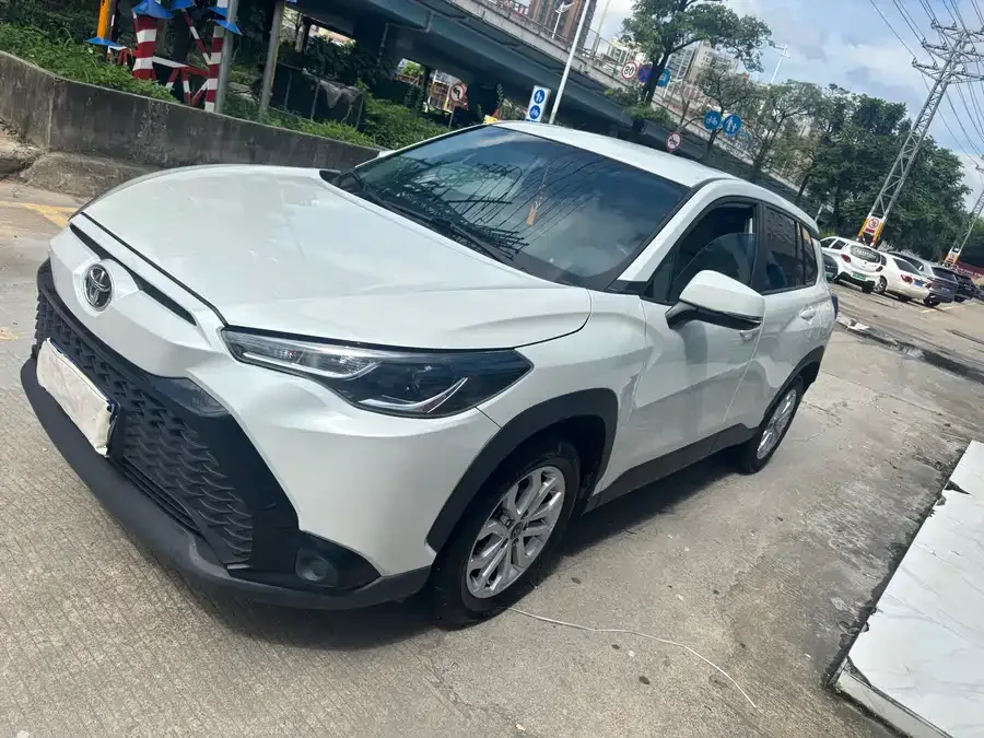 Toyota Frontlander 2023