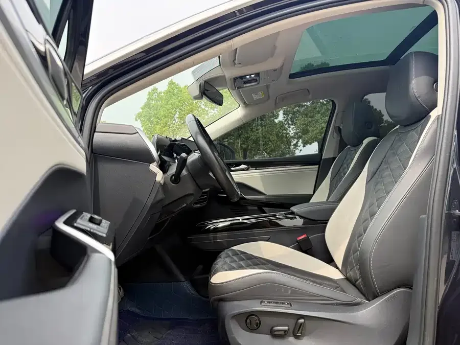 Volkswagen ID.6 Crozz ID.6 CROZZ 2022 Long Range Lite PRO Edition 2022 — миниатюра 2