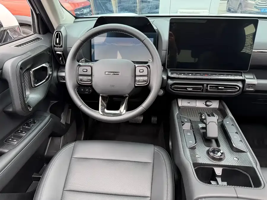 Haval Big Dog PLUS Haval Big Dog PLUS 2023 2.0T 2WD Trendy Wild Edition Plus 2025 — миниатюра 2