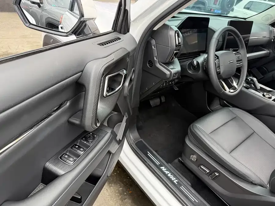 Haval Big Dog PLUS Haval Big Dog PLUS 2023 2.0T 2WD Trendy Wild Edition Plus 2025 — миниатюра 3