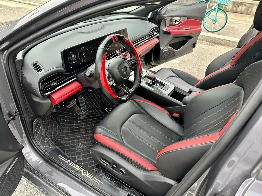 GAC Trumpchi Shadow Leopard Shadow Leopard 2023 270T DCT J16 Edition 2023 — миниатюра 2