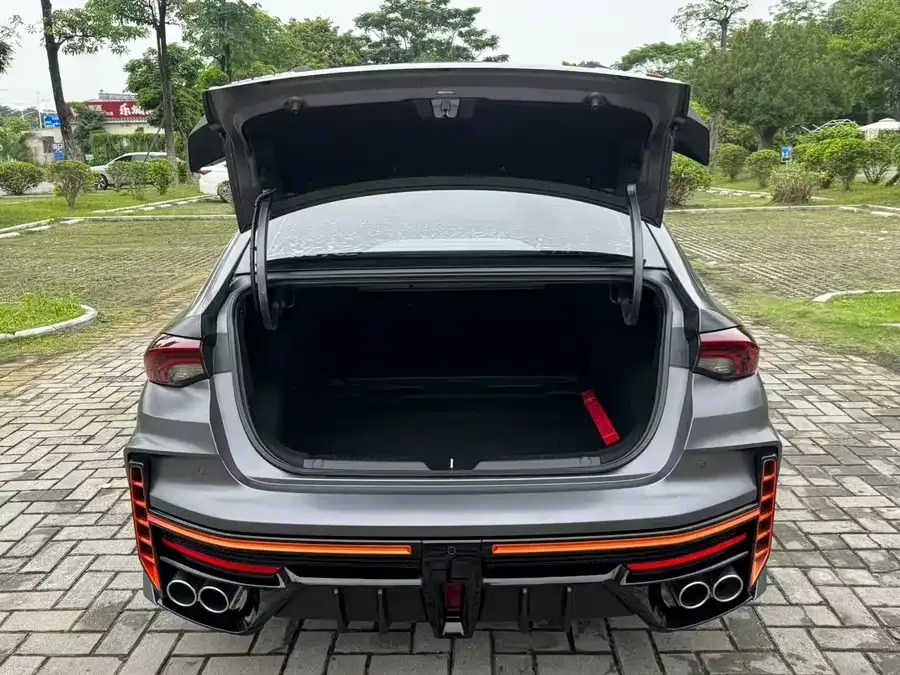 GAC Trumpchi Shadow Leopard Shadow Leopard 2023 400T Automatic R MAX 2023 — миниатюра 5