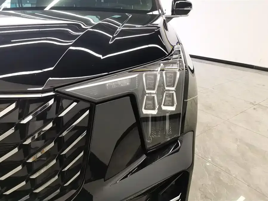 GAC Trumpchi GS8 Trumpchi GS8 2024 Navigator Series 2.0TGDI 2WD Luxury Intelligent Connected Edition 7-Seater 2024 — миниатюра 2