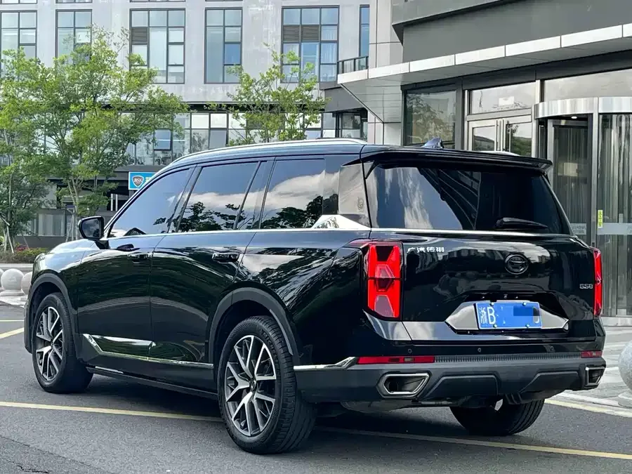 GAC Trumpchi GS8 Trumpchi GS8 2022 Pilot Series 2.0TGDI 2WD Luxury Smart Edition (7 Seaters) 2022 — миниатюра 4