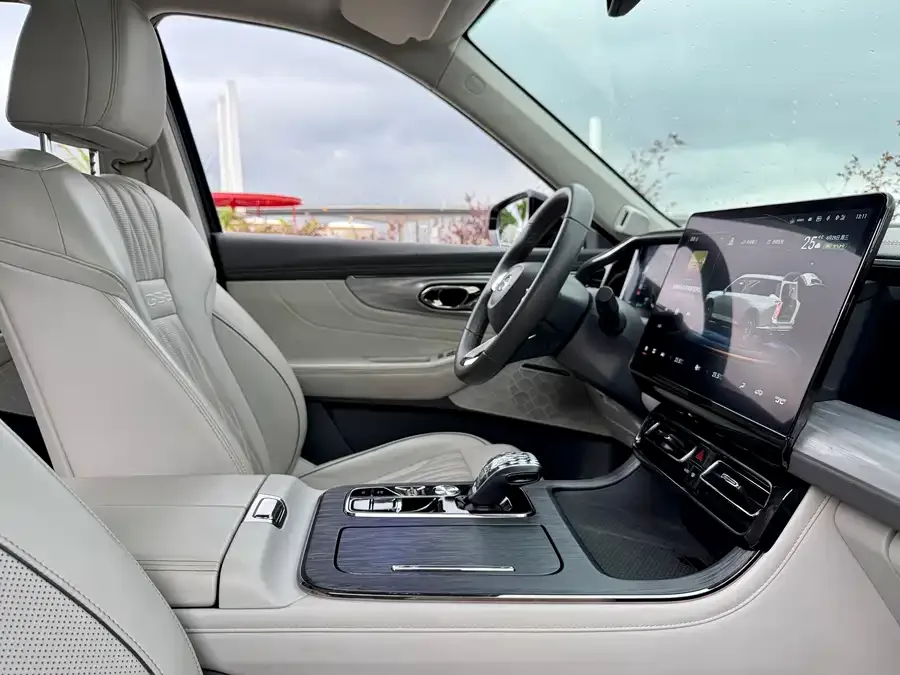 GAC Trumpchi GS8 Trumpchi GS8 2022 Dual Engine Series 2.0TM 2WD Premium Edition (6 seats) 2022 — миниатюра 5