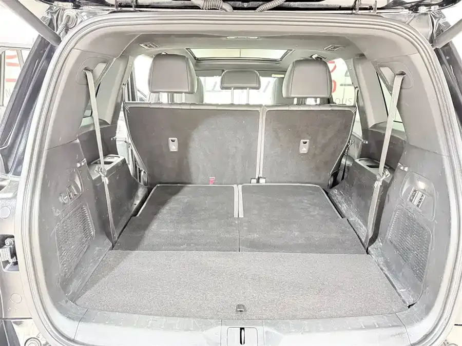 GAC Trumpchi GS8 Trumpchi GS8 2022 Dual Engine Series 2.0TM 4WD Premium Edition (7 seats) 2023 — миниатюра 4