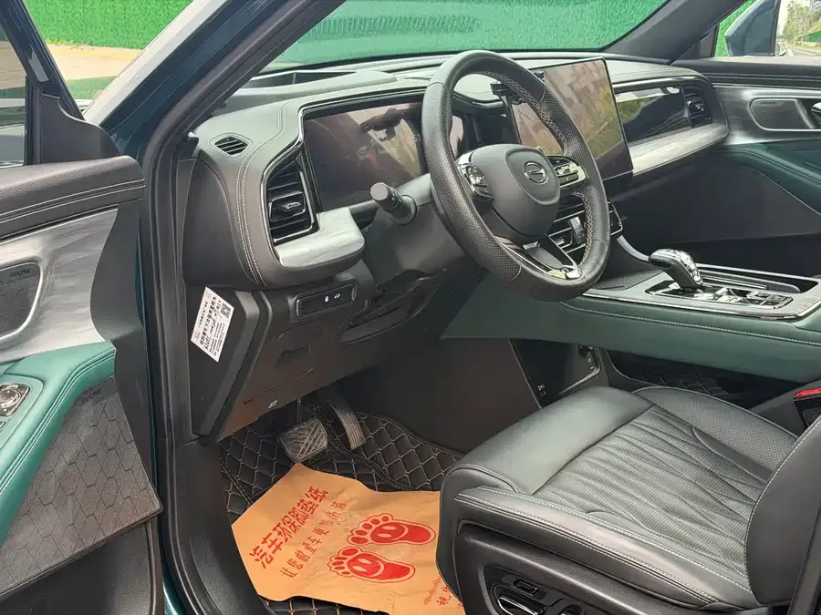 GAC Trumpchi GS8 Trumpchi GS8 2022 Pilot Series 2.0TGDI 4WD Supreme Edition (six seats) 2023 — миниатюра 3