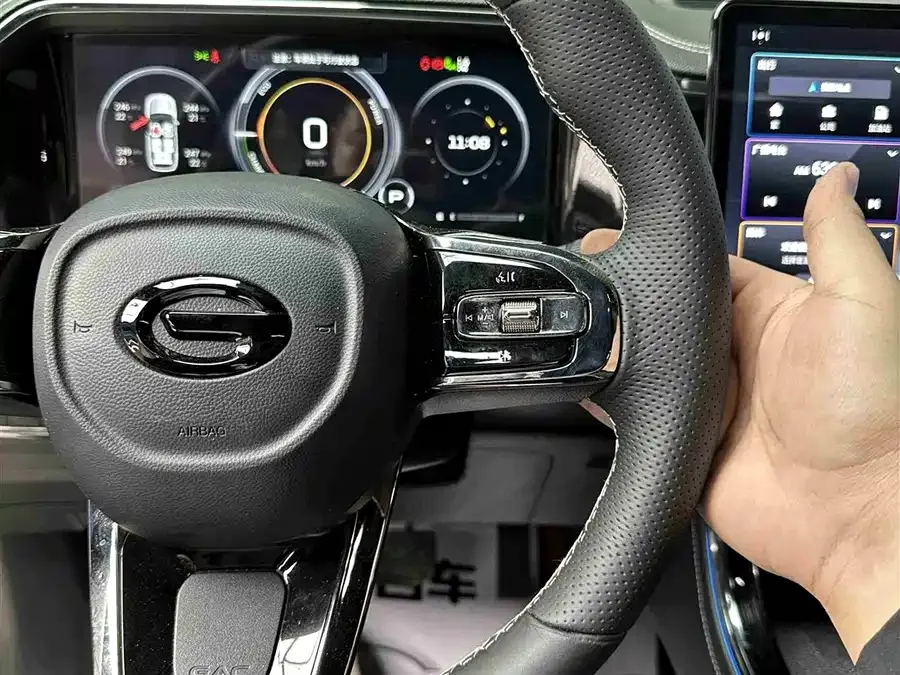 GAC Trumpchi GS8 Trumpchi GS8 2022 Dual Engine Series 2.0TM Four-Wheel Drive Flagship Edition (Six-Seater) 2023 — миниатюра 5