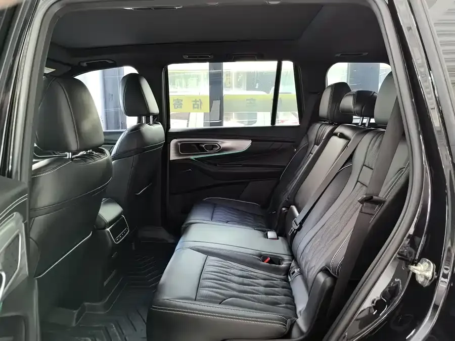 GAC Trumpchi GS8 Trumpchi GS8 2024 Navigator Series 2.0TGDI 2WD Luxury Intelligent Connected Edition 7-Seater 2023 — миниатюра 5