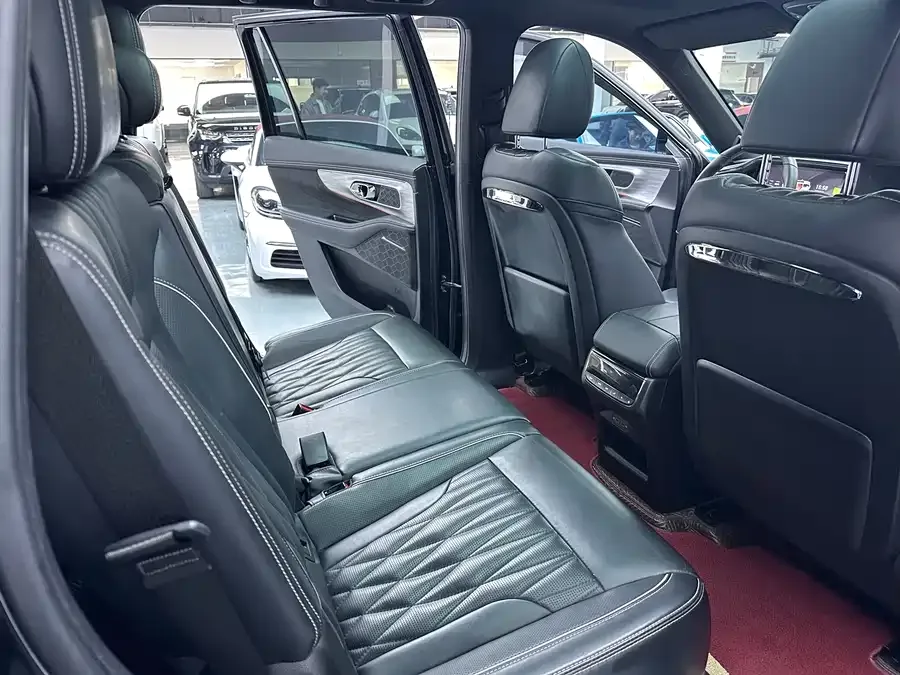 GAC Trumpchi GS8 Trumpchi GS8 2022 Dual Engine Series 2.0TM 2WD Premium Edition (7 Seaters) 2022 — миниатюра 4