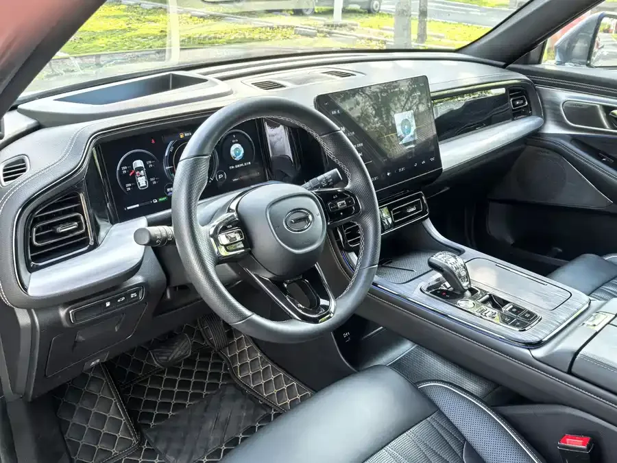 GAC Trumpchi GS8 Trumpchi GS8 2022 Dual Engine Series 2.0TM 4WD Premium Edition (7 seats) 2022 — миниатюра 3