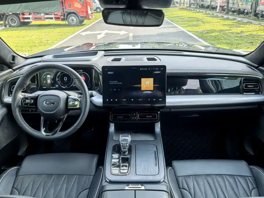 GAC Trumpchi GS8 Trumpchi GS8 2022 Dual Engine Series 2.0TM 4WD Premium Edition (7 seats) 2022 — миниатюра 4