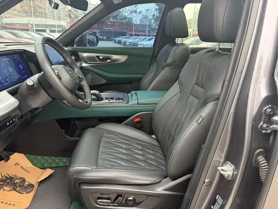 GAC Trumpchi GS8 Trumpchi GS8 2022 Dual Engine Series 2.0TM 2WD Premium Edition (6 seats) 2022 — миниатюра 3
