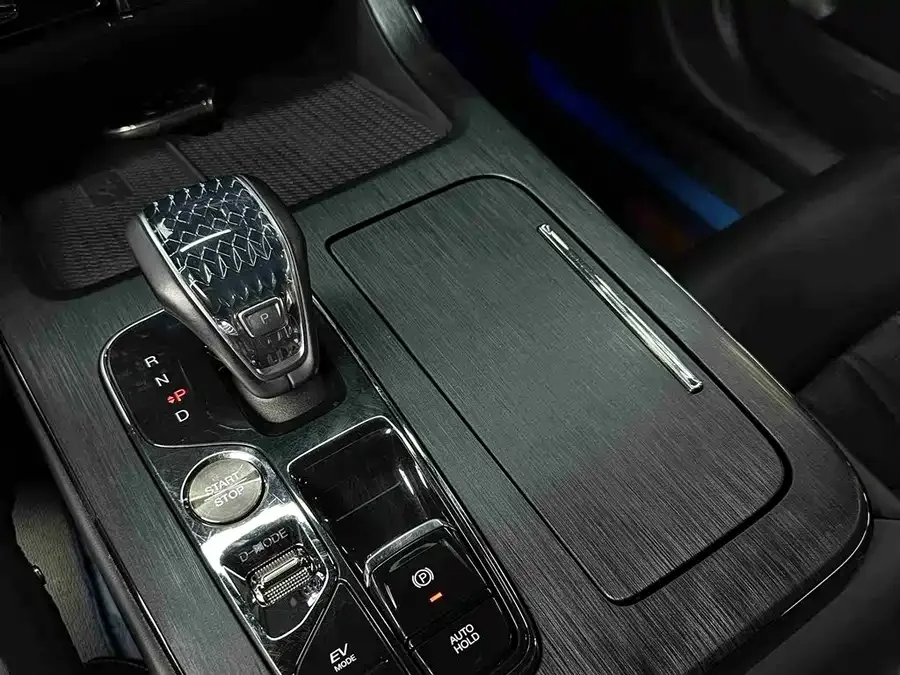 GAC Trumpchi GS8 Trumpchi GS8 2022 Dual Engine Series 2.0TM 2WD Premium Edition (7 Seaters) 2022 — миниатюра 5