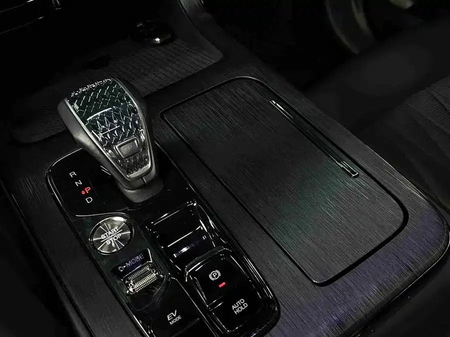 GAC Trumpchi GS8 Trumpchi GS8 2022 Dual Engine Series 2.0TM 2WD Premium Edition (7 Seaters) 2022 — миниатюра 4