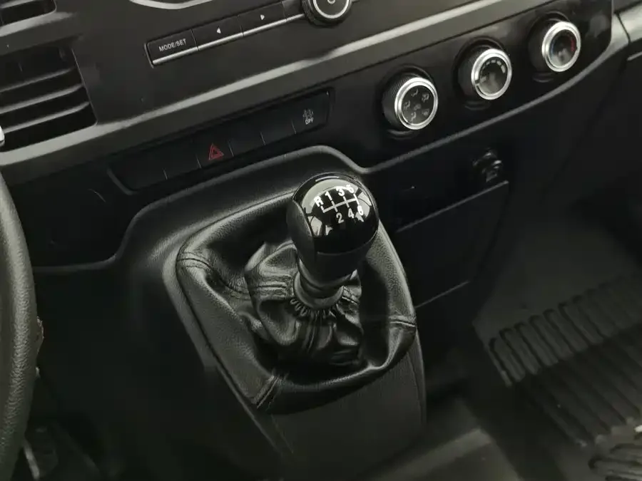 Jiangling Fushun Jiangling Fushun 2022 2.0T manual multi-purpose passenger car short-axle low-top 6-seater 2024 — миниатюра 4